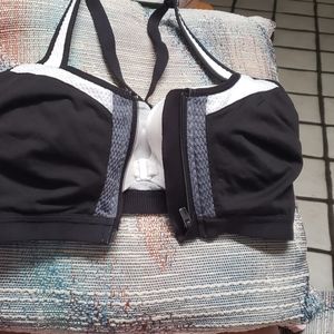 Victoria's Secret Knockout Bra black, gray & white